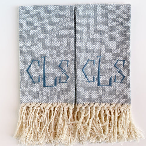 Pienza Long Fringe Guest Towel (Two colors)